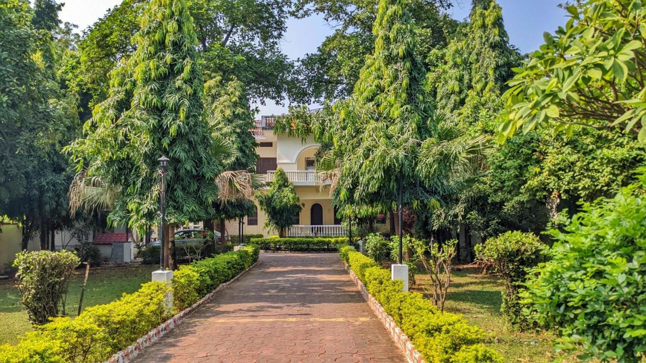 Headquarter Khajuraho Hostel Luaran gambar