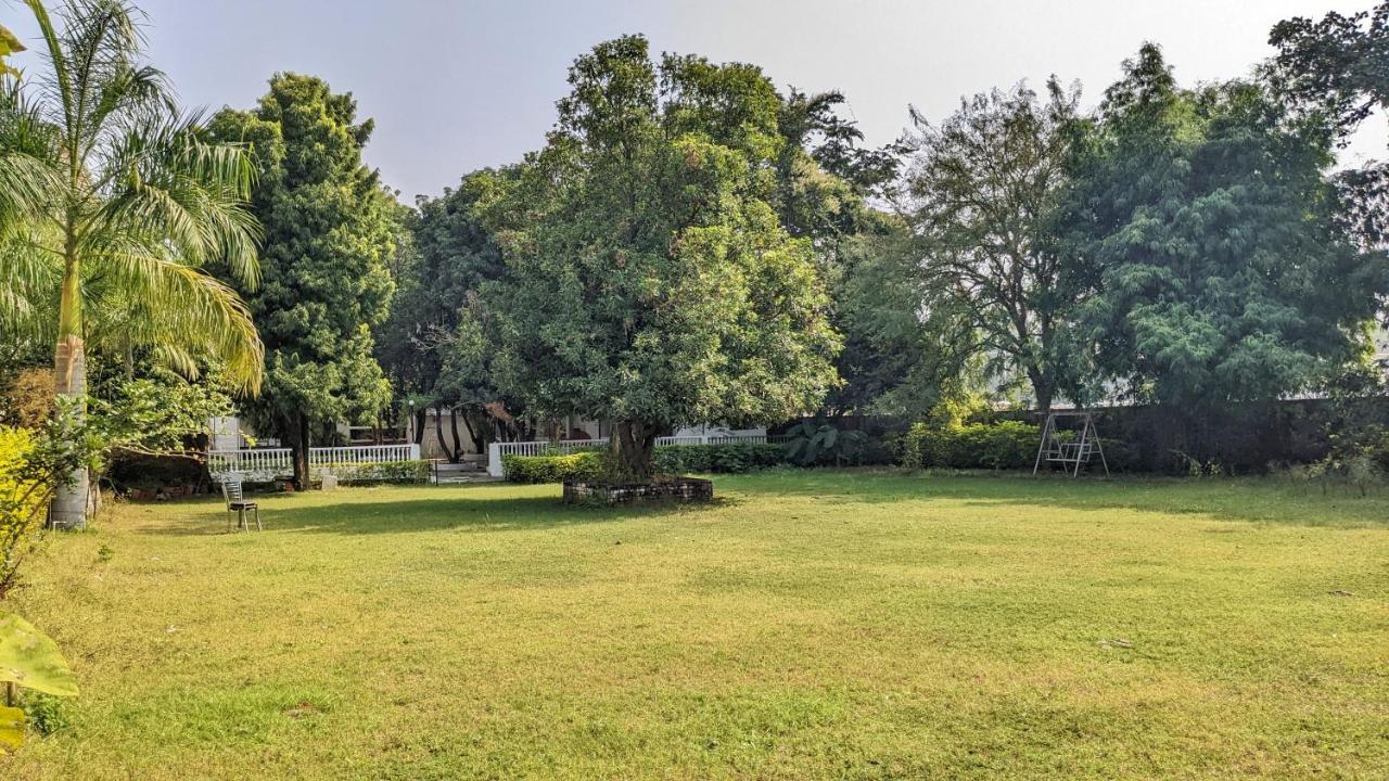 Headquarter Khajuraho Hostel Luaran gambar