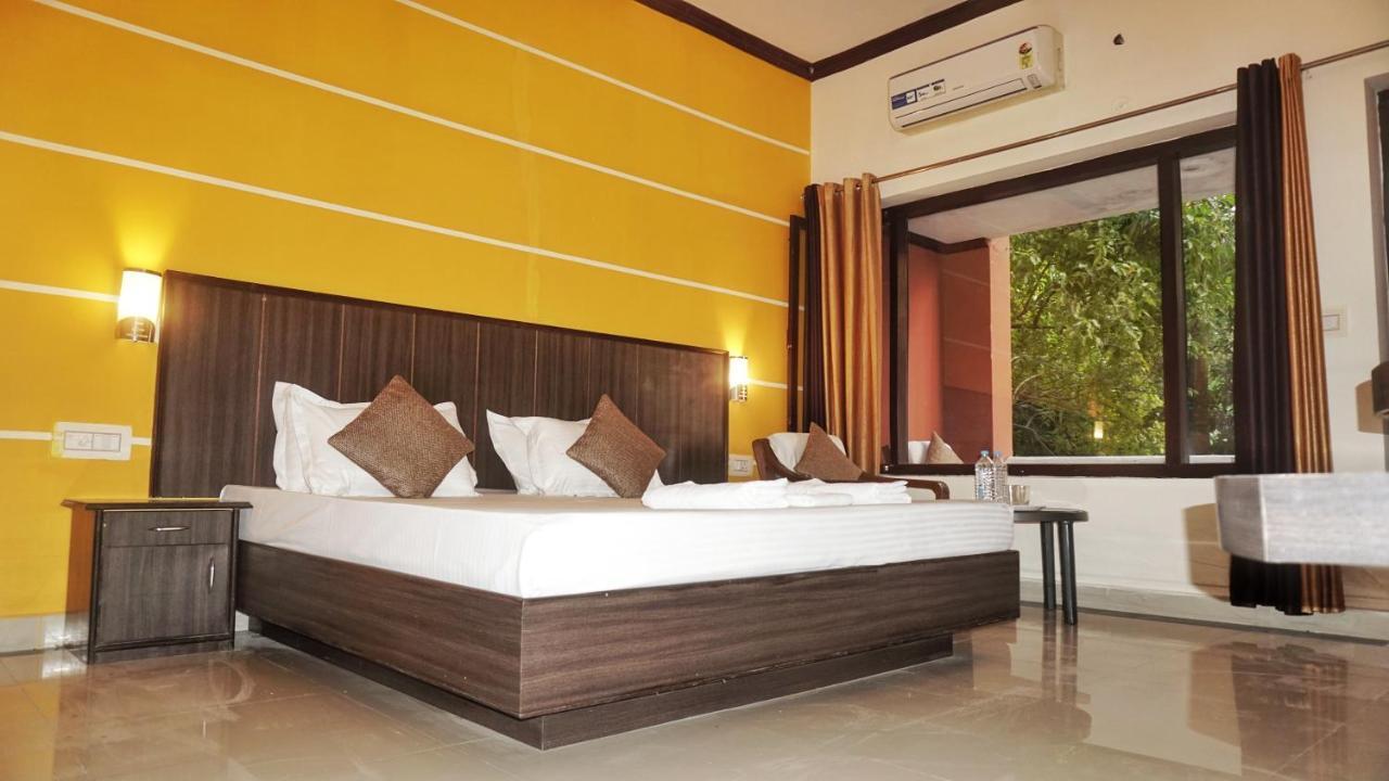 Headquarter Khajuraho Hostel Luaran gambar