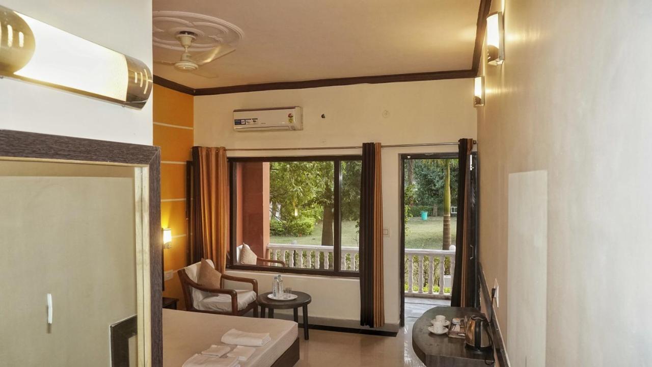 Headquarter Khajuraho Hostel Luaran gambar